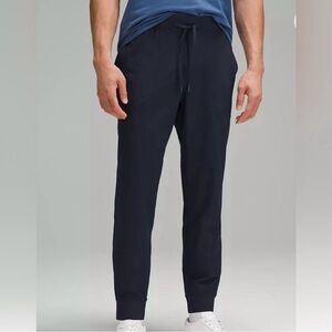 Lululemon Men’s ABC Joggers Navy Blue Size L 29” Inseam